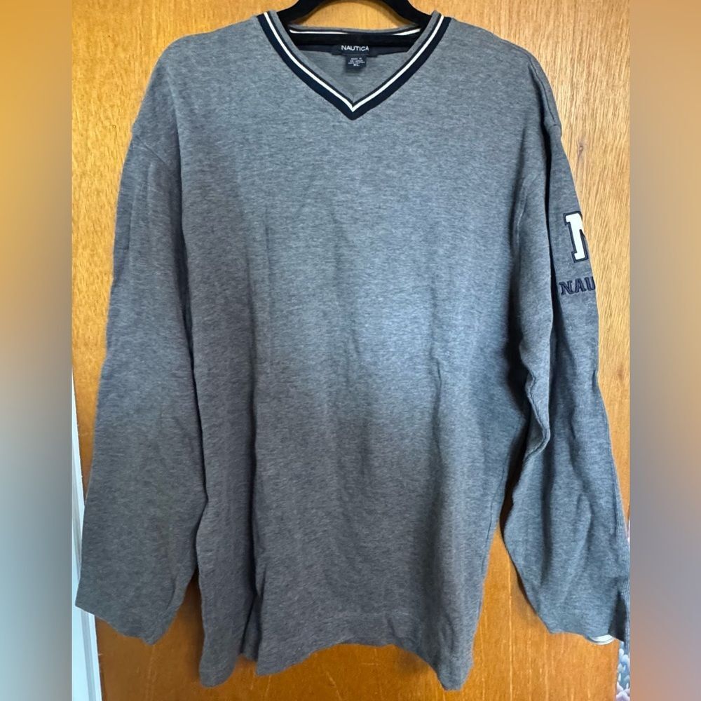Nautica Men's Gray V-Neck Sweater